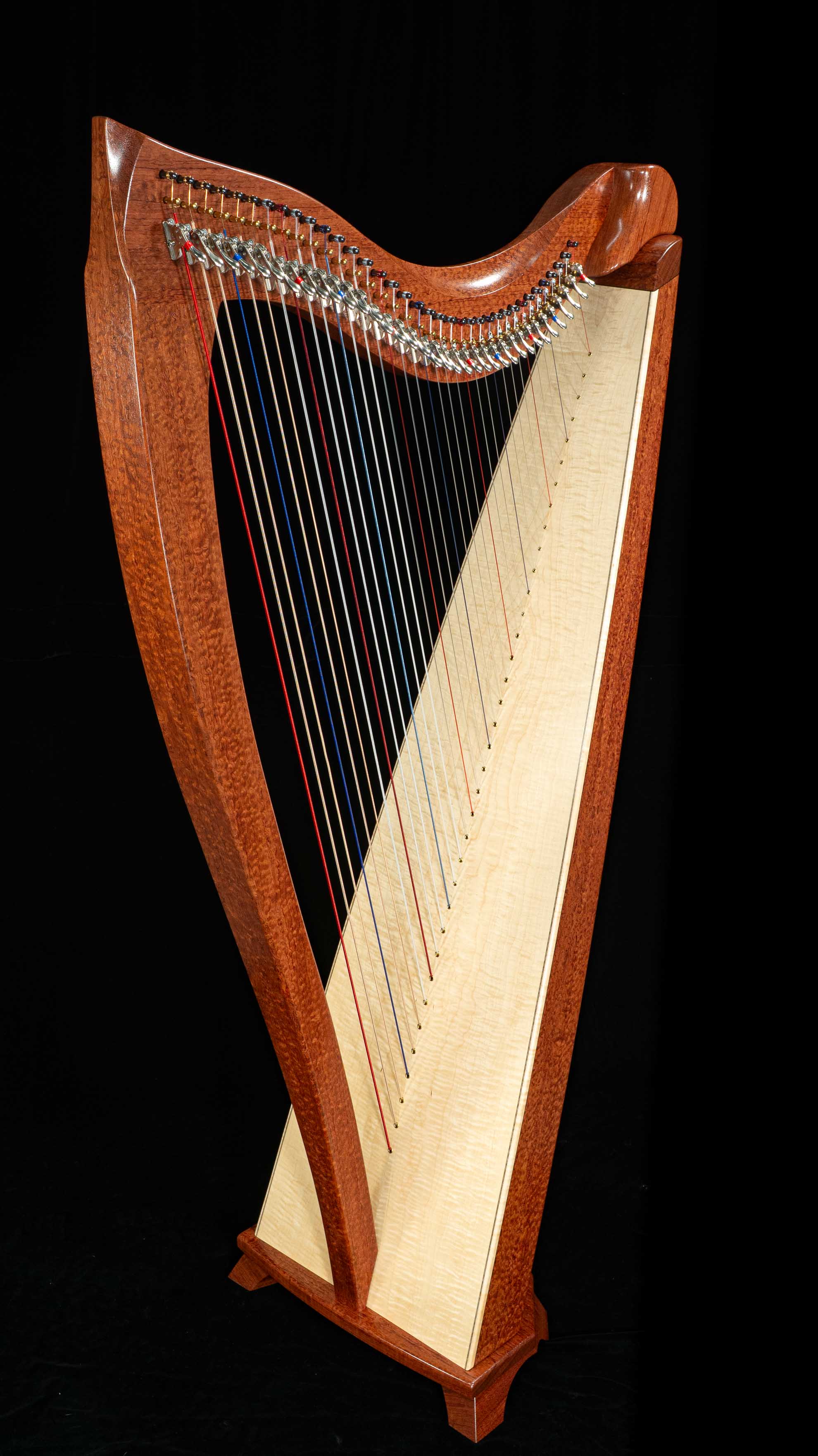 Lever Harps | Dusty Strings